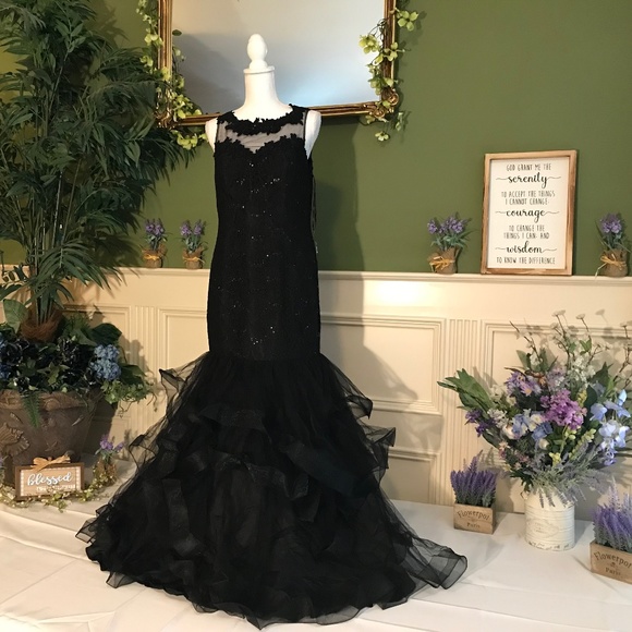 Formal evening mermaid Prom gown dress